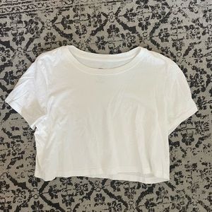 URBAN OUTFITTERS WHITE CROP TOP